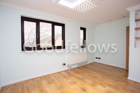 Morland Close, Mitcham, CR4 - Photo 3