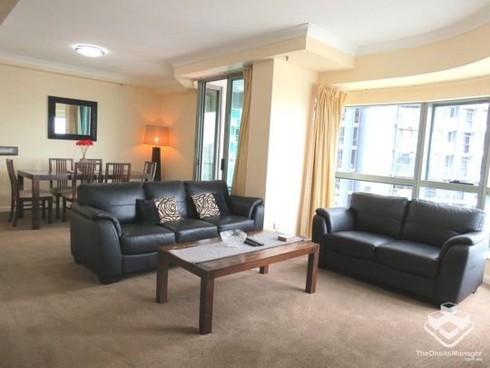 ADMIRALTY TOWERS ONE - 2 BEDROOM FURNISHED - Photo 1