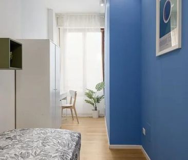 Viale Francesco Redi, Florence, Tuscany 50144 - Photo 5