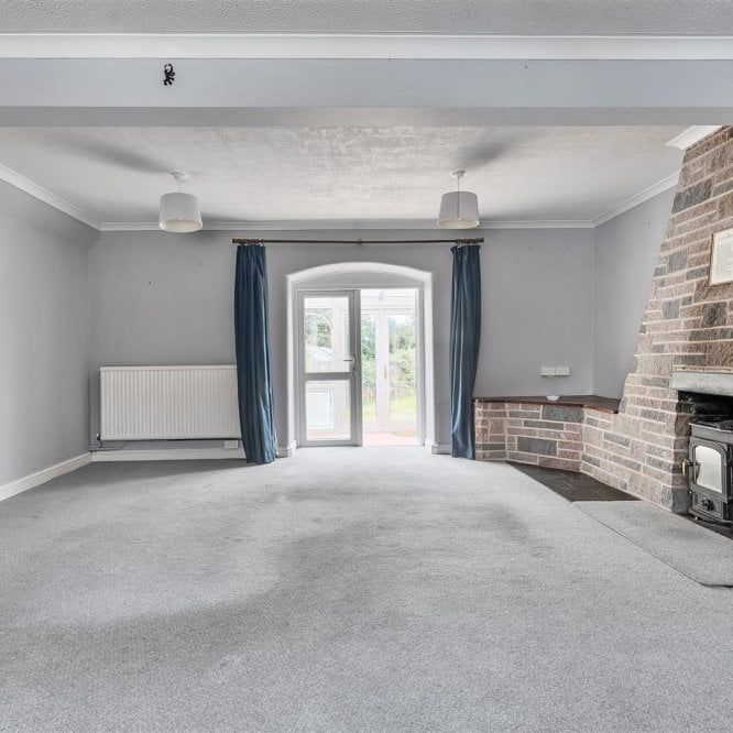 Clyst St. Mary, Exeter - Photo 1