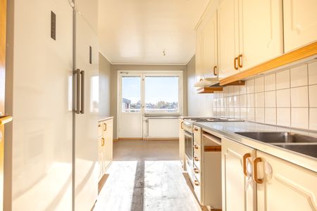 Östermalmsvägen, Finspång - Photo 4