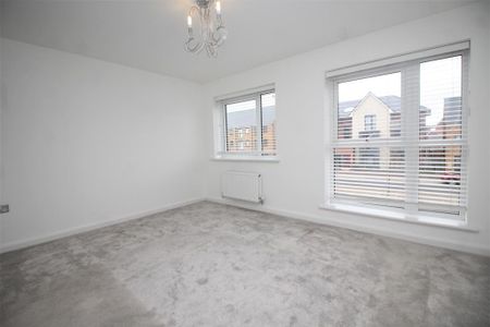 4 bedroom townhouse to rent - Photo 5