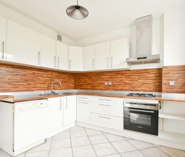 Location Appartement 4 pièces 75m² VALENCE 26000 - Photo 1