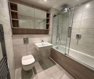 Extravagant Fully Furnished Two Double Bedroom Apartment with unriv... - Photo 5