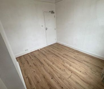 1 bedroom property to rent - Photo 4