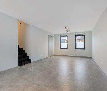 Nieuwbouwwoning met 4 slaapkamers, tuin, terras en 2 autostaanplaat... - Foto 1