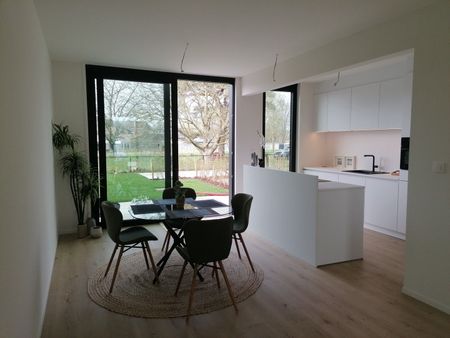 Vlaamse rust: ontstressen op een historische site, vlakbij het drukke Maastricht - Photo 5