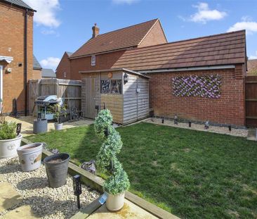 2 bedroom semi-detached house to rent - Photo 5