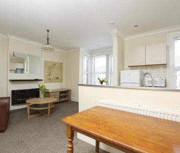 2 bedroom maisonette to rent - Photo 4