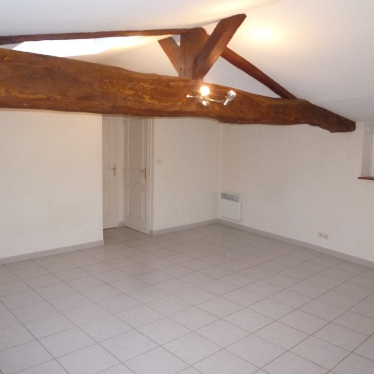 Location Appartement 2 pièces 42m² COGNAC 16100 - Photo 1