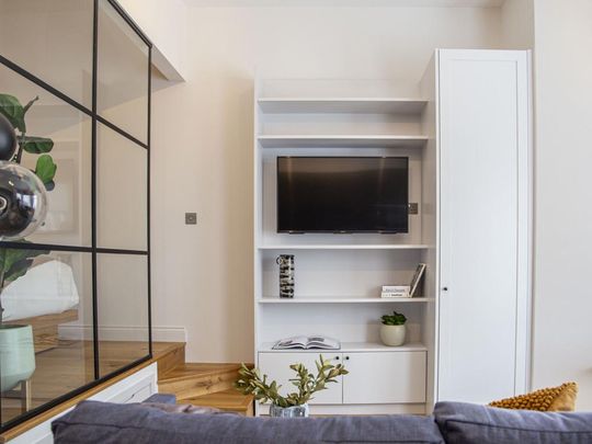Studio to rent - Photo 1
