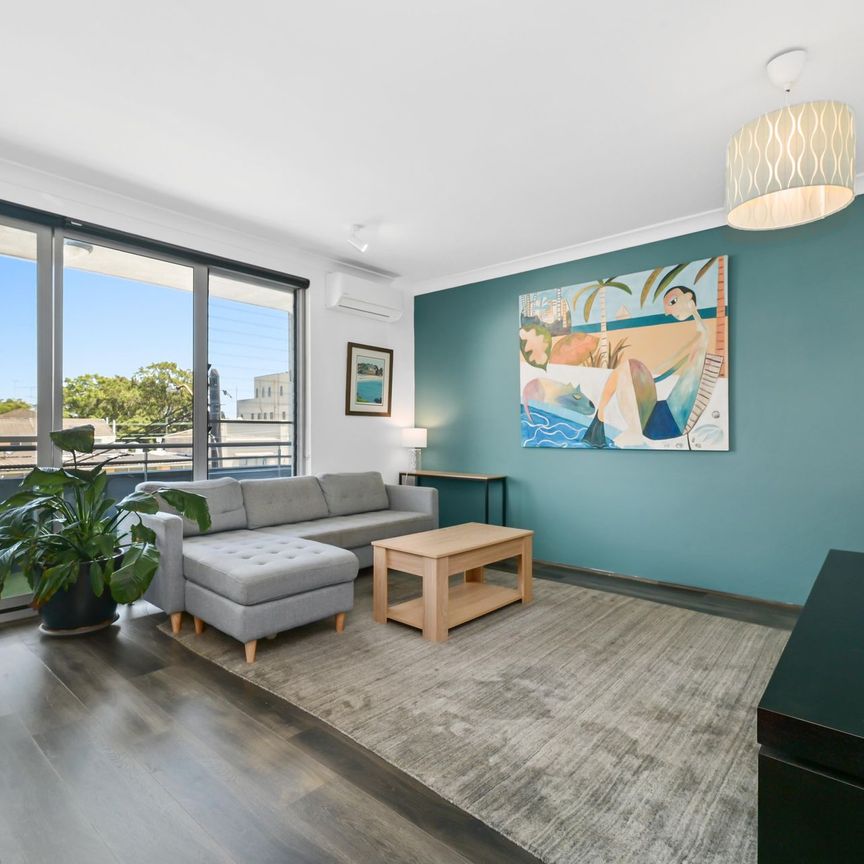 Contemporary Furnished Apartment Living, Large Open Layout - Photo 1