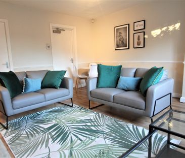 5 STANMORE GROVE Leeds - LS4 2RJ - Photo 4