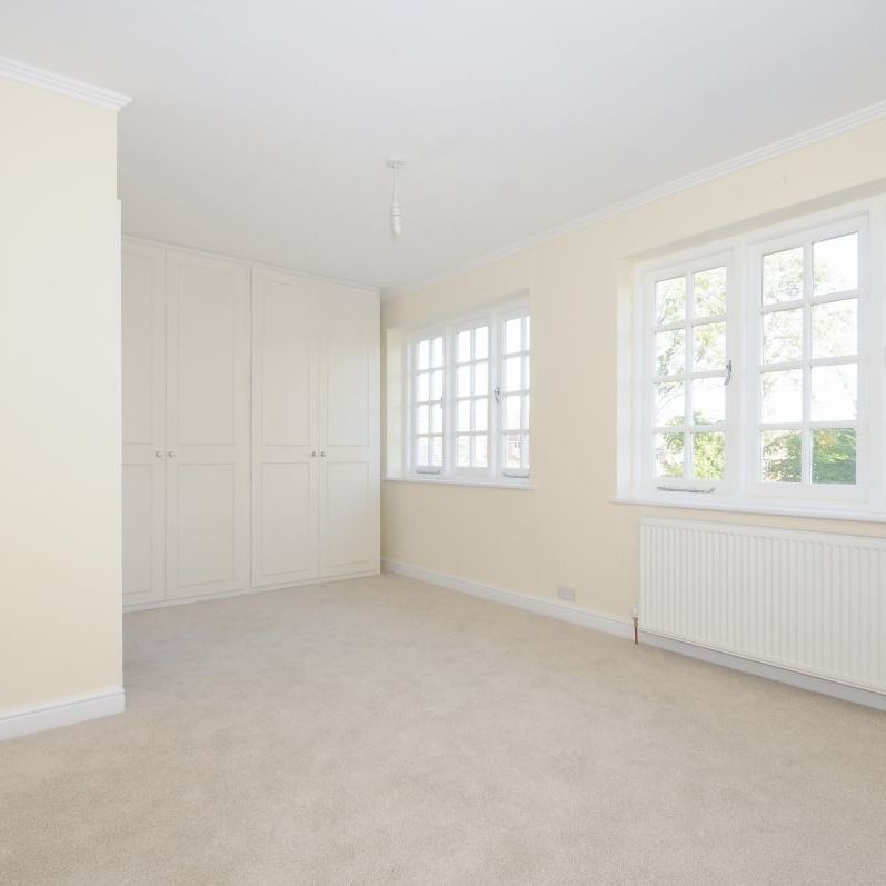 4 bedroom detached house to rent - Photo 1