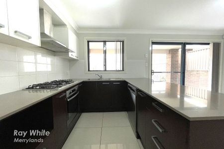 Spacious Family Duplex - Photo 5