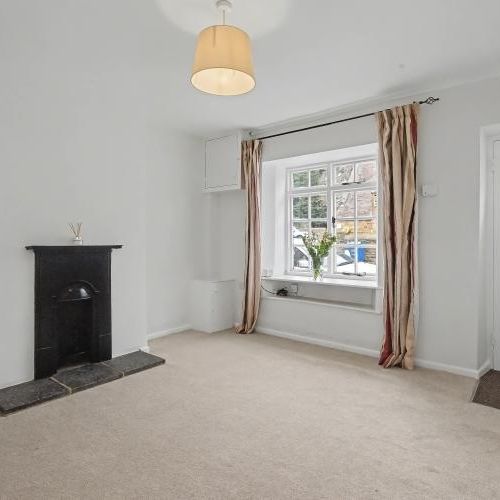 2 bedroom cottage to rent - Photo 1