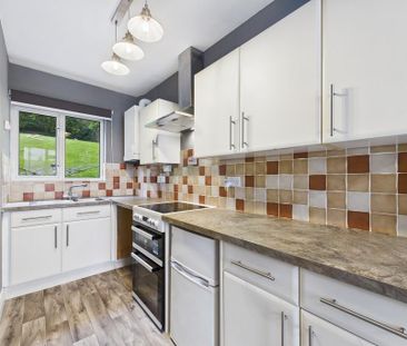 1 bedroom ground floor flat to rent - Photo 2