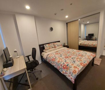 Two bedroom apartment in Newmarket - Photo 6