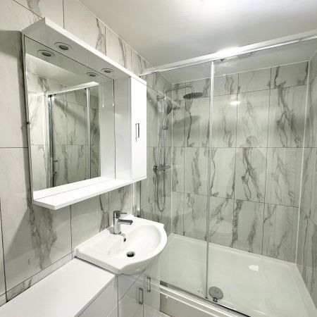 Castle Edge, Nottingham, NG7 - Photo 3