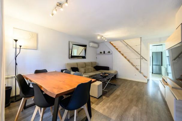 Calle de Sabadell, Madrid, Community of Madrid 28034 - Foto 1