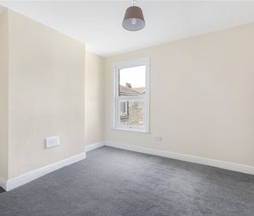 Ling Road, London, E16 4AW - Photo 2