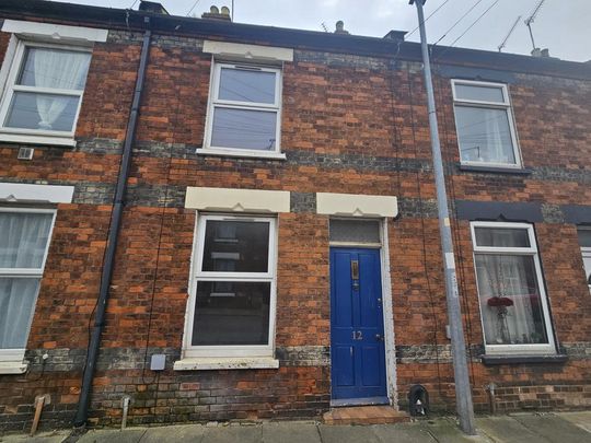 3 bedroom terraced house to rent - Photo 1
