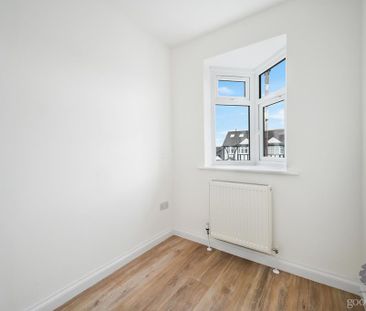 4 bedroom terraced house to rent - Photo 3