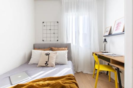 Calle del Alcalde Sáinz de Baranda, Madrid, Community of Madrid 28009 - Photo 5