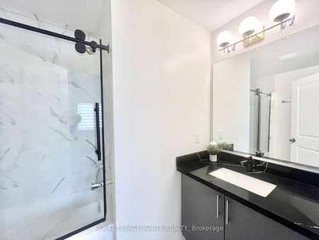 For Lease - 25 King George Way, Clarington, Ontario - Photo 2