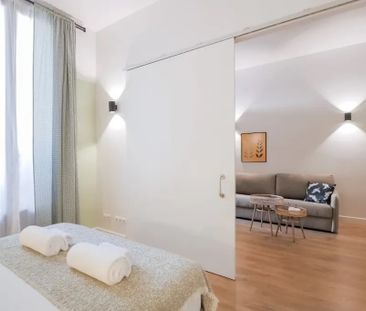 Carrer de Sepúlveda, Barcelona, Catalonia 08015 - Photo 5