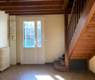 Location Appartement 2 pièces 34m² LE PIAN MEDOC 33290 - Photo 2