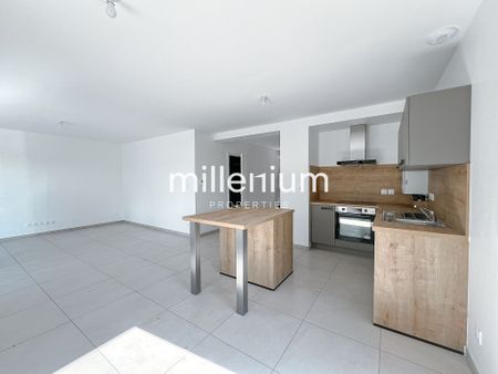 New semi-detached villa with garden (FRANCE) - Photo 2