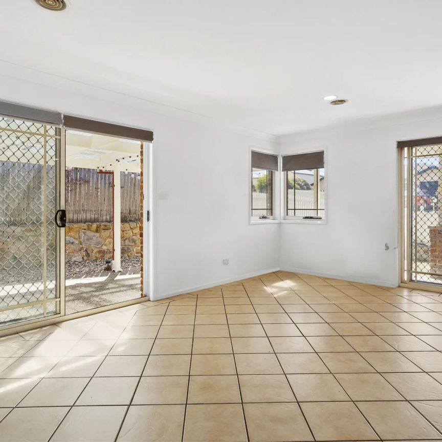 Family Home Offering Space, Comfort & Convenience - Photo 1