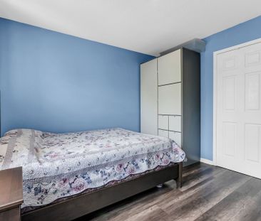 For Lease - 11 Maddybeth Crescent, Brampton, Ontario - Photo 6