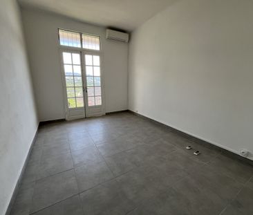 Location Maison 5 pièces 110m² STE MARIE 97438 - Photo 1