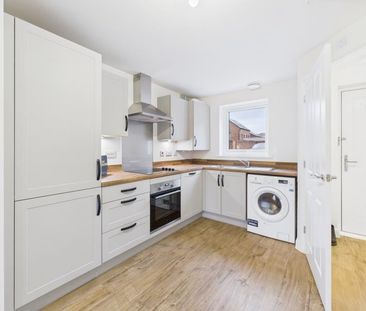 Laurie Close, Yate, Bristol - Photo 5