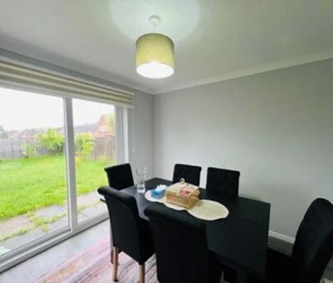 West Green 3 bedroom house to rent - Photo 3