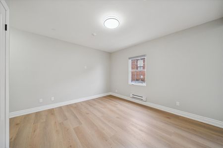 For Lease - 251 Simcoe Street Unit# 203, Oshawa, Ontario - Photo 2