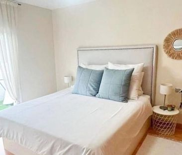 Luxury Apartment for rent in The Golden Mile, Marbella, Andalusia - Photo 6