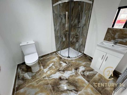 Norwood Road, UB2 - Photo 1