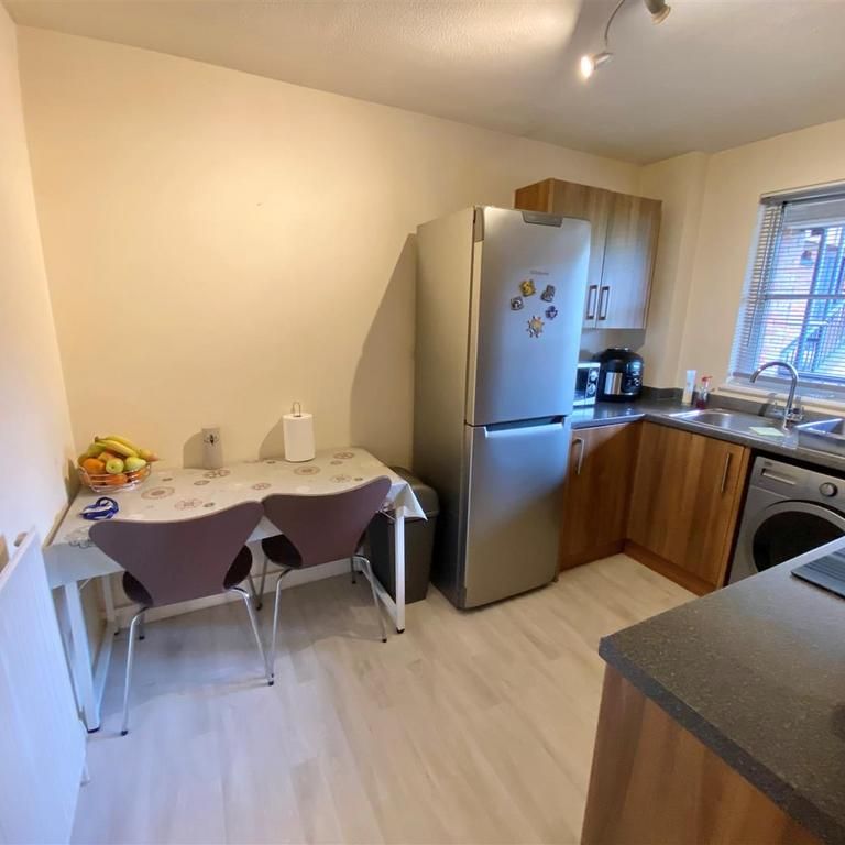 1 bedroom apartment to rent - Photo 1