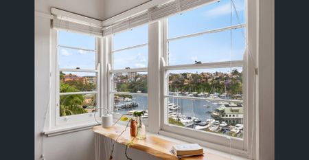 Furnished Oasis, moments from Mosman bay - Photo 4