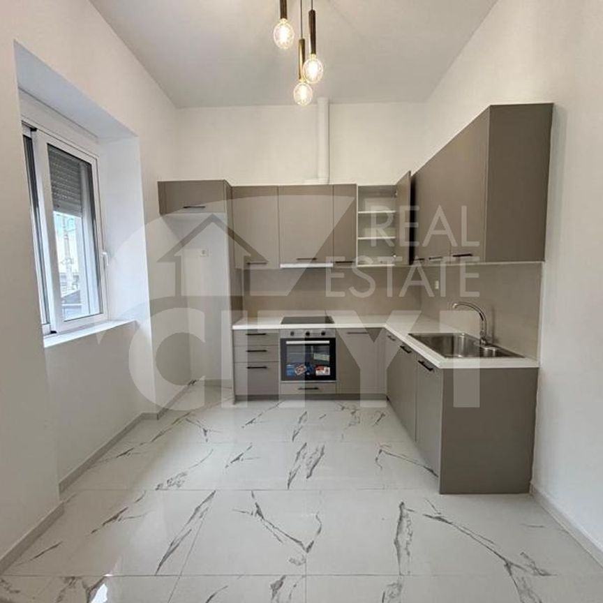 Ενοικίαση κατοικίας, 85 τ.μ., Πειραιάς, 730 € - Photo 1