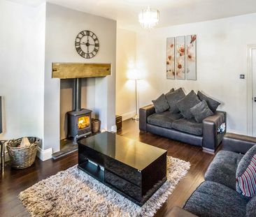 Cowlersley Lane, Huddersfield - Photo 2