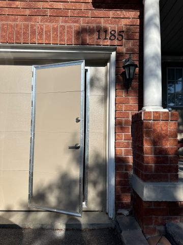 For Lease - 1185 Prestonwood Crescent, Mississauga, Ontario - Photo 2