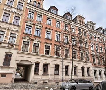 Kaßberg • 3 Zimmer • Balkon • Parkett • Bad mit Wanne • Aufzug • Da... - Photo 4