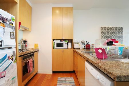 811/80 Clarendon Street, Southbank VIC 3006 - Photo 2