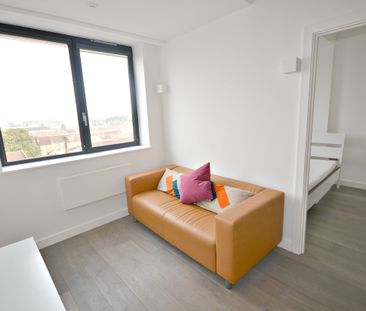 1 bedroom apartment to rent - Photo 1