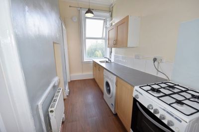 1 bedroom Flat in Otley Road Flat 3, Leeds - Photo 3