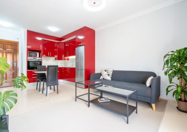 ¡Oportunidad Única! Fantástico Piso Reformado en el Corazón de Adeje – 0067-04588